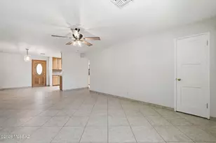 5601 E Julius Stra, Tucson, AZ 85712 - Photo 7