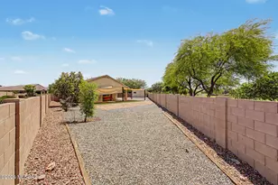 11427 W Spear Shaft Dr, Marana, AZ 85658 - Photo 27