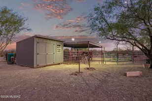 17690 W Lickskillet Ln, Marana, AZ 85653 - Photo 37