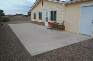 314 N Flynn Jans Ct, Pearce, AZ 85625 - Photo 9