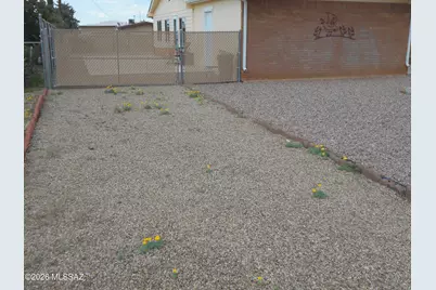314 N Flynn Jans Court, Pearce, AZ 85625 - Photo 11