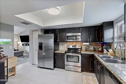 4700 N Woodside Drive, Tucson, AZ 85705 - Photo 7
