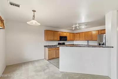 4141 E Cameo Point Drive, Tucson, AZ 85756 - Photo 11