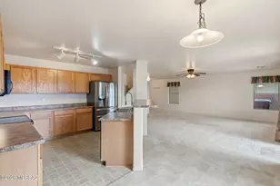 4141 E Cameo Point Dr, Tucson, AZ 85756 - Photo 13