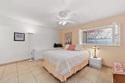1212 W Calle Alcazar, Green Valley, AZ 85622 - Photo 17
