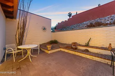 1212 W Calle Alcazar, Green Valley, AZ 85622 - Photo 27