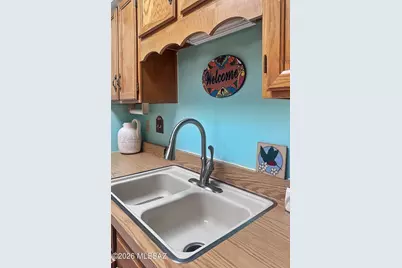 1212 W Calle Alcazar, Green Valley, AZ 85622 - Photo 13
