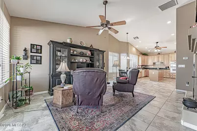 1362 N Boyce Avenue, Green Valley, AZ 85614 - Photo 9