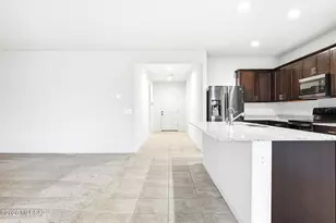 10916 W Claxton Dr, Marana, AZ 85653 - Photo 5