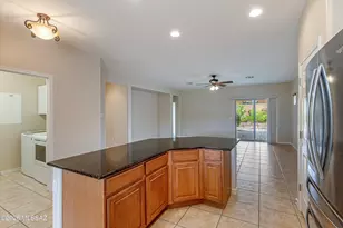 1106 W Montelupo Dr, Oro Valley, AZ 85755 - Photo 11