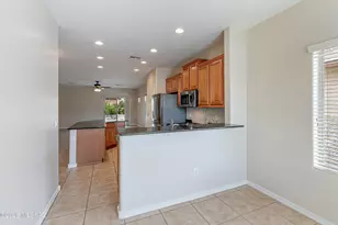 1106 W Montelupo Dr, Oro Valley, AZ 85755 - Photo 13