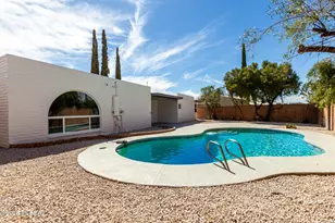 9035 E Berkshire Cir, Tucson, AZ 85710 - Photo 35