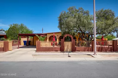 6927 S Lundy Drive, Tucson, AZ 85756 - Photo 1