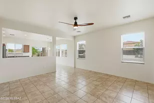 584 N Highlands Grove Ln, Sahuarita, AZ 85629 - Photo 5