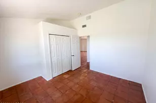 9625 N Broadmede St, Tucson, AZ 85742 - Photo 11