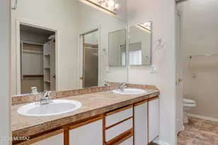 651 W Camino del Bondadoso, Green Valley, AZ 85614 - Photo 21