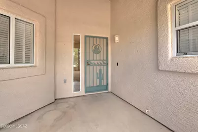 651 W Camino Del Bondadoso, Green Valley, AZ 85614 - Photo 9