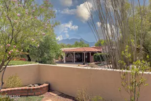 651 W Camino del Bondadoso, Green Valley, AZ 85614 - Photo 7