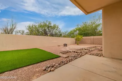 2430 N Quesnel Loop, Tucson, AZ 85715 - Photo 43