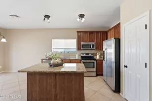 12973 N Yellow Orchid Dr, Oro Valley, AZ 85755 - Photo 11