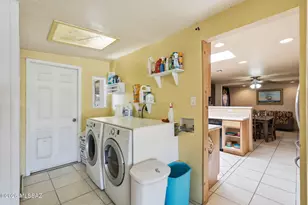 8330 E 3rd St, Tucson, AZ 85710 - Photo 33