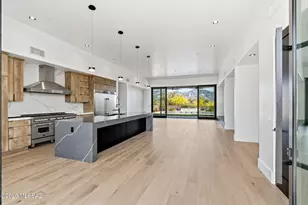 14298 N Quiet Rain Dr, Oro Valley, AZ 85755 - Photo 3