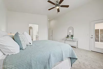 2705 S Chipshot Drive, Green Valley, AZ 85614 - Photo 13