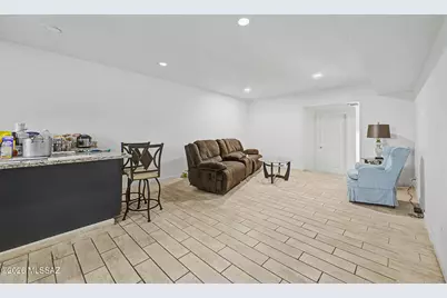 6219 E Rosewood Street, Tucson, AZ 85711 - Photo 9