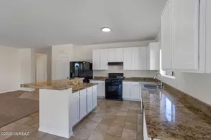 3347 S Desert Scroll Pl, Tucson, AZ 85735 - Photo 11