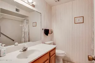 9352 E Palm Tree Dr, Tucson, AZ 85710 - Photo 9