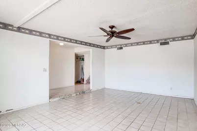 9352 E Palm Tree Drive, Tucson, AZ 85710 - Photo 3