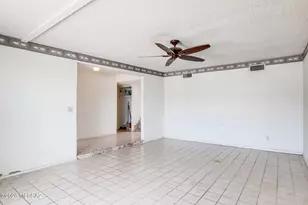 9352 E Palm Tree Dr, Tucson, AZ 85710 - Photo 3
