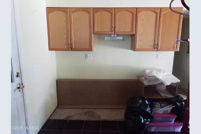 3033 E Coconino Vista, Tucson, AZ 85713 - Photo 9