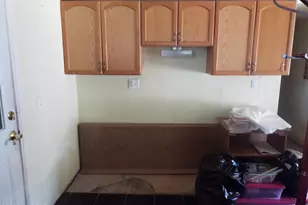 3033 E Coconino Vista, Tucson, AZ 85713 - Photo 9