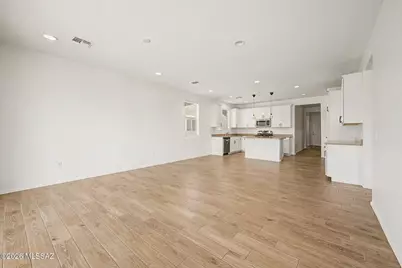 10847 W Sarabella Drive, Marana, AZ 85653 - Photo 9