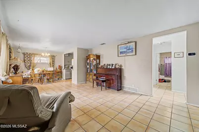 1172 E Allen Road, Tucson, AZ 85719 - Photo 9