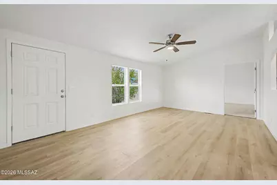 655 W 42nd Street, Tucson, AZ 85713 - Photo 3
