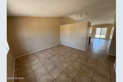 1725 W Sauvignon Drive, Tucson, AZ 85746 - Photo 3
