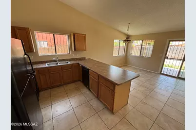 1725 W Sauvignon Drive, Tucson, AZ 85746 - Photo 5