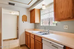 160 W Vista Grande Dr, Tucson, AZ 85704 - Photo 11