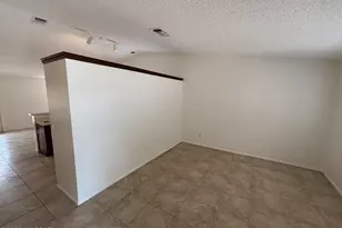 1821 W Mountain Oak Ln, Tucson, AZ 85746 - Photo 3
