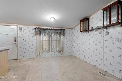 1624 W Coralbrooke Drive, Tucson, AZ 85705 - Photo 9