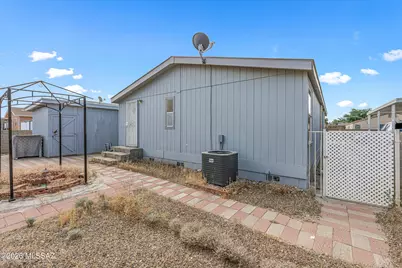 1624 W Coralbrooke Drive, Tucson, AZ 85705 - Photo 31