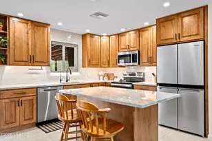 10181 N Hacienda Hermosa Dr, Tucson, AZ 85737 - Photo 15