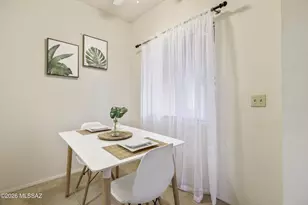 1810 E Blacklidge Dr, Tucson, AZ 85719 - Photo 7
