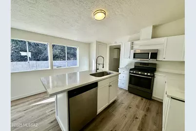 4084 E White Water Drive, Tucson, AZ 85706 - Photo 5