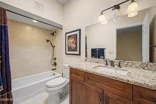 2025 W Ashbrook Dr, Tucson, AZ 85704 - Photo 11