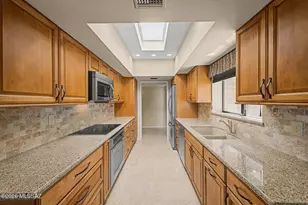 2025 W Ashbrook Dr, Tucson, AZ 85704 - Photo 7