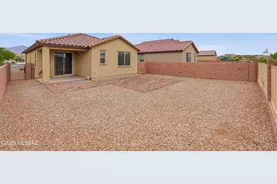 7782 S New Strike Way, Tucson, AZ 85747 - Photo 21