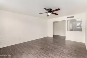 6501 E Brooks Dr, Tucson, AZ 85730 - Photo 17